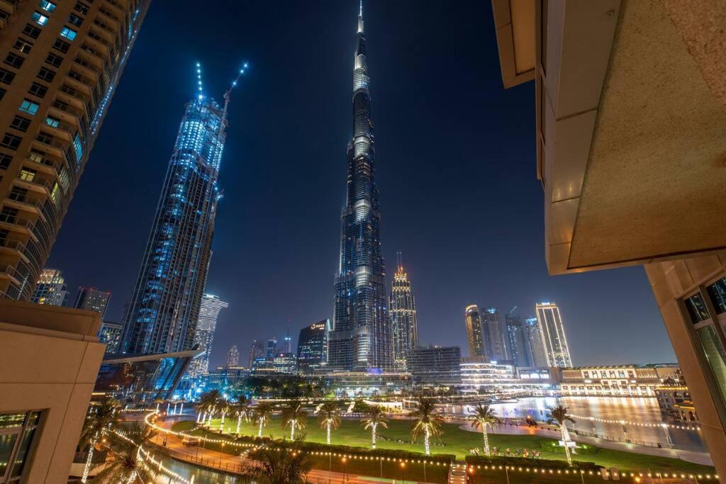 First Class 2Br With Full Burj Khalifa And Fountain View Дубай Экстерьер фото