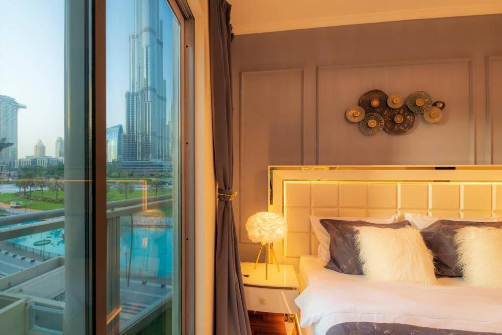First Class 2Br With Full Burj Khalifa And Fountain View Дубай Экстерьер фото